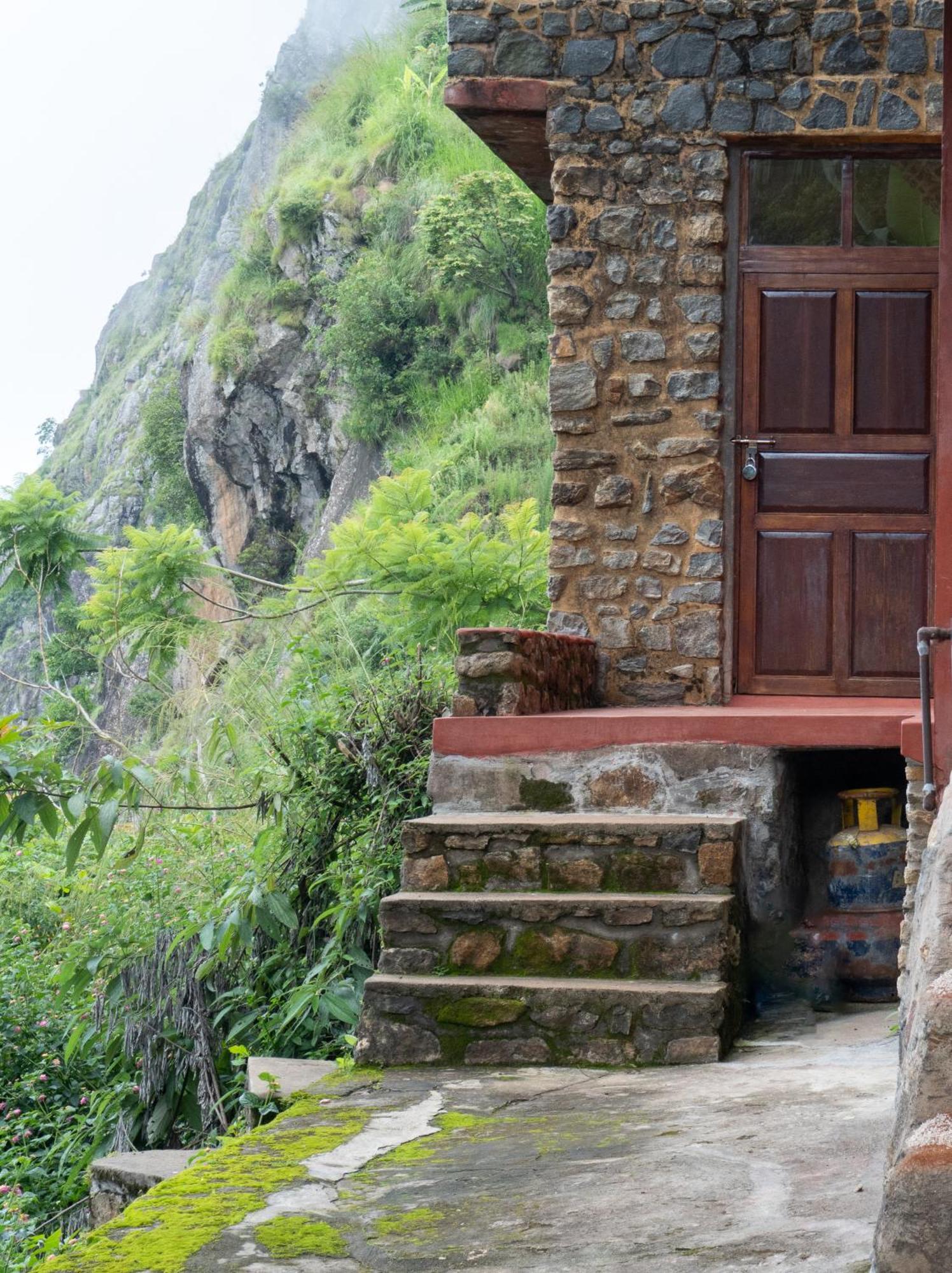 Karuna Dham Villa Kodaikanal Exterior photo